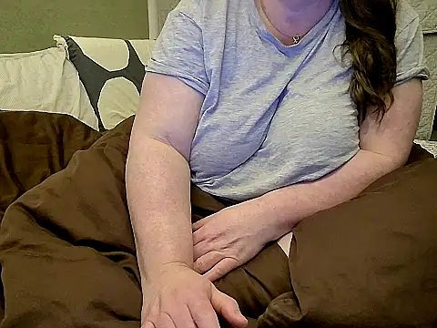 MarthaBriest online show from May 16, 2026, 3:03 am