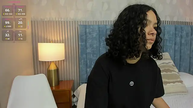 pretty sunlight  online show from December 21, 2025, 1:46 am