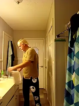 marc1812 online show from December 26, 2024, 9:58 pm