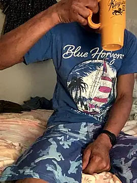 Johnras121 online show from January 14, 2026, 5:18 pm