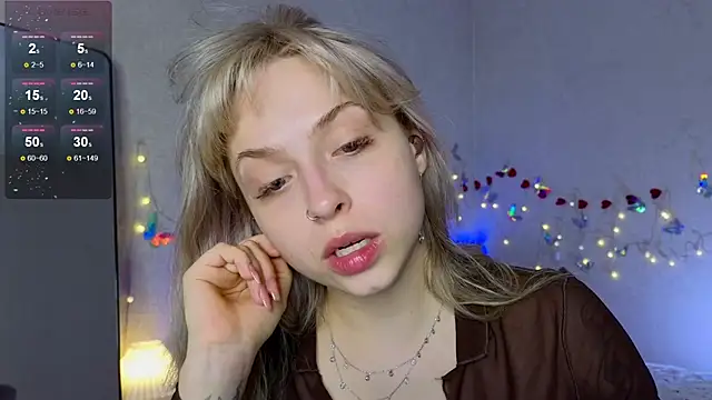 lavenderluxe online show from March 13, 2025, 6:56 pm