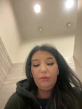 Tisha Busty online show from January 13, 2026, 1:27 pm