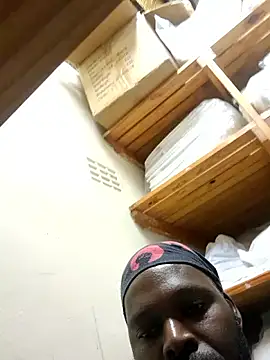 Snapshot of Touch_mysoul chatting on November 25, 2025, 12:16 pm Touch mysoul online show from November 25, 2025, 12:16 pm