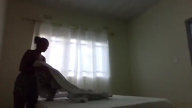 sweets 80 online show from March 6, 2026, 4:20 am