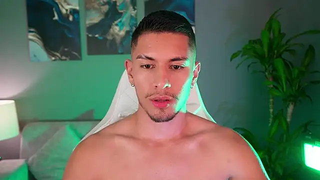 Snapshot of Aaronfox_x chatting on January 5, 2025, 6:46 am Aaronfox x online show from January 5, 2025, 6:46 am