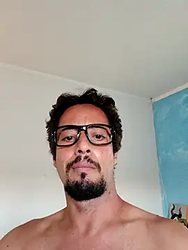 2024gaelpiroca online show from September 30, 2025, 9:03 am