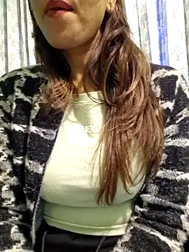 MIss-Naina online show from January 4, 2025, 1:21 pm