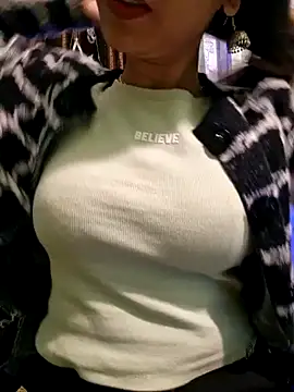 MIss-Naina online show from January 5, 2025, 9:57 pm