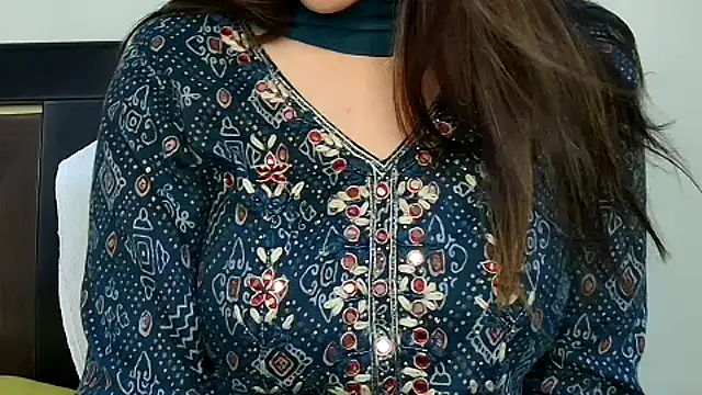 MIss-Naina online show from October 1, 2025, 8:20 am