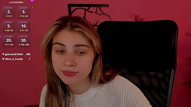 EllieCutes online show from December 21, 2024, 3:09 pm