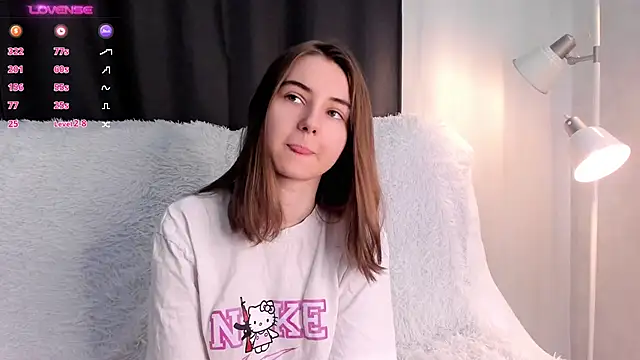 MeghanElson online show from March 19, 2025, 11:28 am