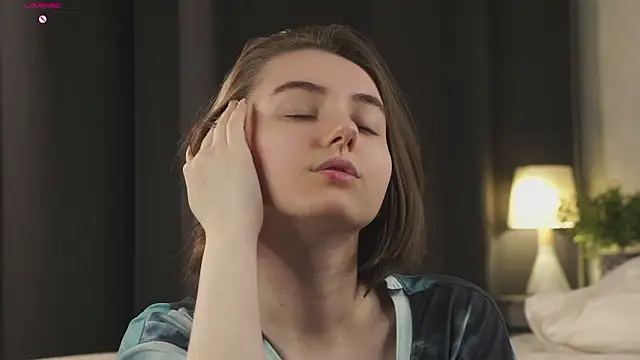 MeghanElson online show from February 6, 2026, 1:14 pm