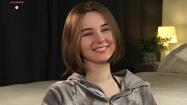 MeghanElson online show from March 26, 2026, 2:00 pm