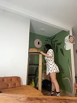 Elizabeth Dupont online show from September 30, 2025, 7:08 pm