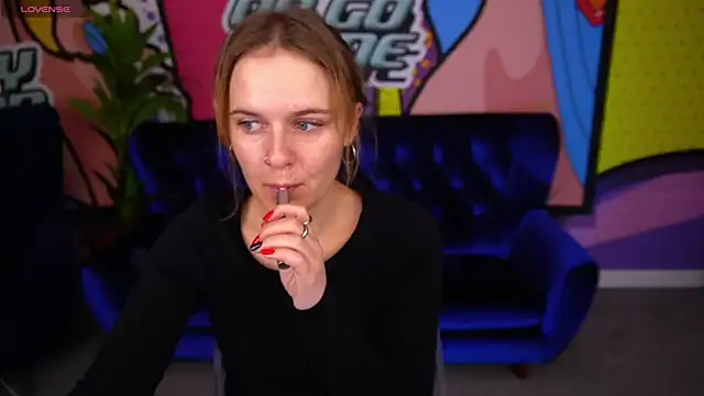 MaribelRiverr  online show from November 11, 2025, 7:30 am