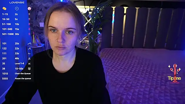 MaribelRiverr  online show from November 14, 2025, 6:56 am