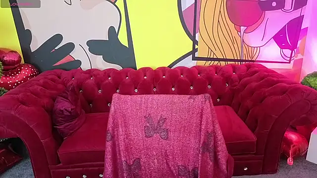 MaribelRiverr  online show from April 14, 2026, 5:35 am