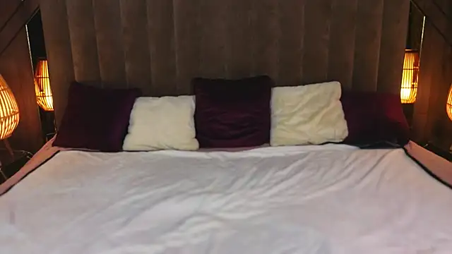 BettyDark online show from May 22, 2026, 8:14 pm