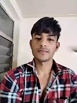 Snapshot of kingkartik7 chatting on February 16, 2025, 10:21 pm kingkartik7 online show from February 16, 2025, 10:21 pm