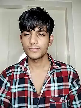 Snapshot of kingkartik7 chatting on February 26, 2025, 9:05 pm kingkartik7 online show from February 26, 2025, 9:05 pm