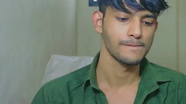 Snapshot of kingkartik7 chatting on December 16, 2025, 6:40 am kingkartik7 online show from December 16, 2025, 6:40 am