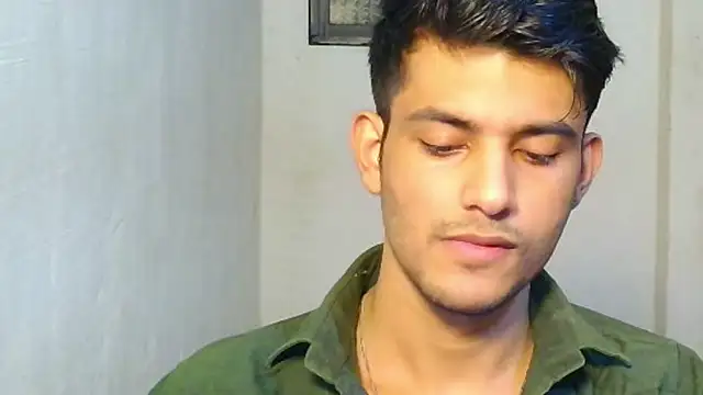 Snapshot of kingkartik7 chatting on December 18, 2025, 3:18 pm kingkartik7 online show from December 18, 2025, 3:18 pm