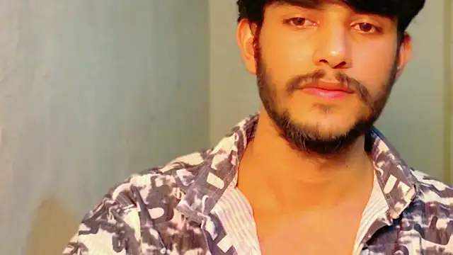 Snapshot of kingkartik7 chatting on March 3, 2026, 5:30 pm kingkartik7 online show from March 3, 2026, 5:30 pm