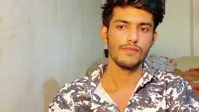 kingkartik7 online show from May 29, 2026, 5:44 pm