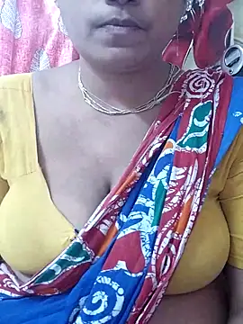 miss-Riy online show from December 4, 2025, 6:12 am