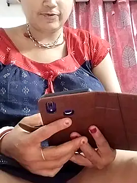 Snapshot of miss-Riy chatting on March 4, 2026, 4:35 pm miss-Riy online show from March 4, 2026, 4:35 pm
