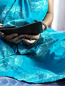 Snapshot of miss-Riy chatting on May 13, 2026, 5:21 pm miss-Riy online show from May 13, 2026, 5:21 pm