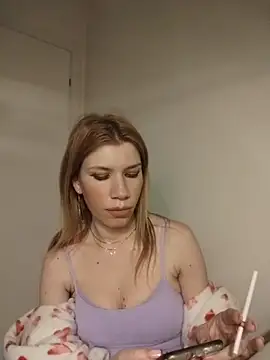 EvaRush online show from March 25, 2026, 8:48 pm