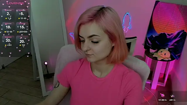 Fire Bestie online show from February 20, 2025, 1:40 pm