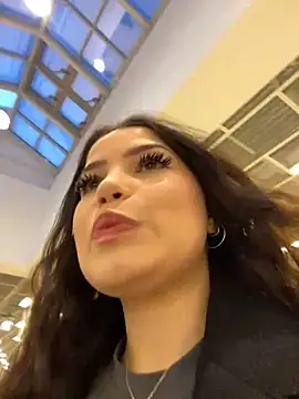 Snapshot of Chloe__Moon chatting on December 4, 2024, 1:09 pm Chloe  Moon online show from December 4, 2024, 1:09 pm