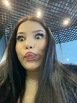 Snapshot of Chloe__Moon chatting on December 30, 2024, 11:15 am Chloe  Moon online show from December 30, 2024, 11:15 am