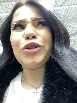 Snapshot of Chloe__Moon chatting on January 7, 2025, 1:14 pm Chloe  Moon online show from January 7, 2025, 1:14 pm
