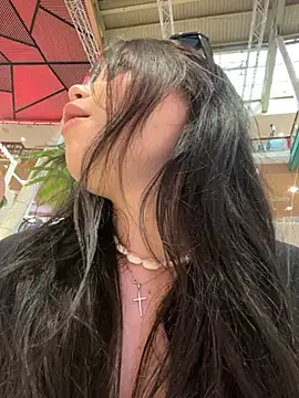 Snapshot of Chloe__Moon chatting on March 3, 2025, 9:11 am Chloe  Moon online show from March 3, 2025, 9:11 am