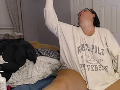 LauLauPAWG online show from October 13, 2025, 2:22 am