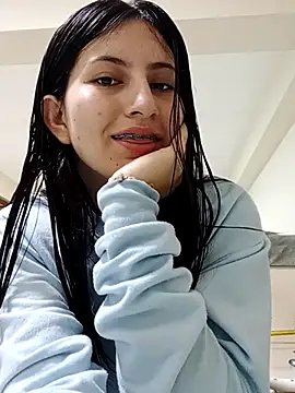 Salomecam30 online show from February 14, 2025, 2:07 am