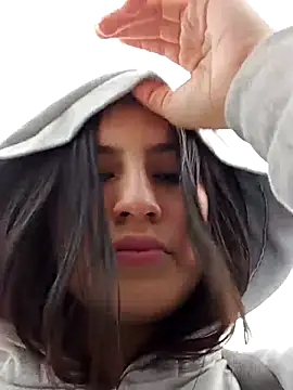 Salomecam30 online show from March 7, 2025, 8:11 pm