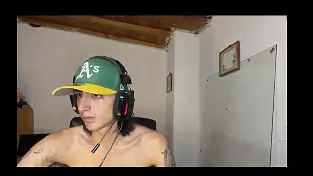 Matthew Dixonn online show from February 4, 2025, 12:19 am