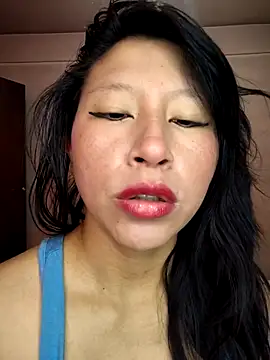 Snapshot of Giviper1 chatting on November 6, 2025, 12:50 pm Giviper1 online show from November 6, 2025, 12:50 pm