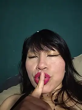Giviper1 online show from May 25, 2026, 2:28 am