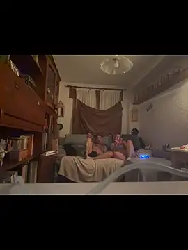 camisexxxtodo online show from March 30, 2026, 4:24 am