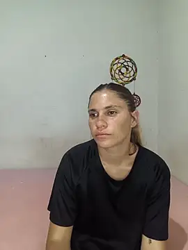 Snapshot of Scarlett-Leh chatting on October 3, 2025, 2:41 am Scarlett-Leh online show from October 3, 2025, 2:41 am