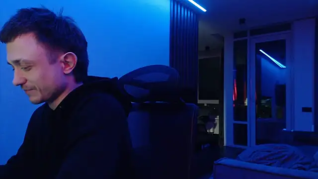 Snapshot of alex_nash chatting on November 17, 2025, 1:00 am alex nash online show from November 17, 2025, 1:00 am