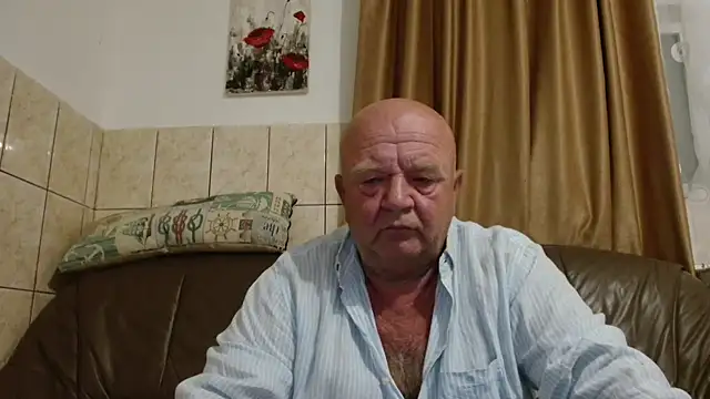 fullballs6 online show from September 16, 2025, 1:17 am