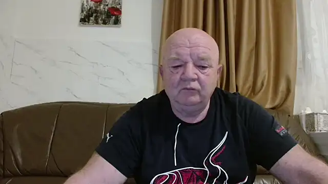 fullballs6 online show from March 16, 2026, 3:12 am