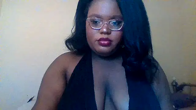 Thiccxox online show from April 7, 2026, 1:11 pm