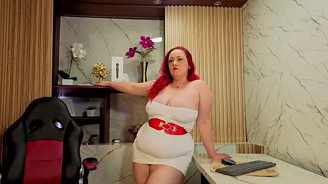 Snapshot of MirandaRossi chatting on June 13, 2026, 2:26 pm MirandaRossi online show from June 13, 2026, 2:26 pm